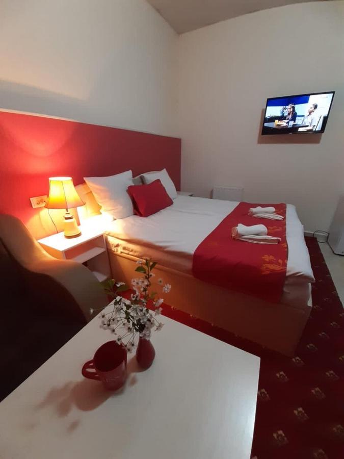 Lind Guest House B&B Gyumri Extérieur photo