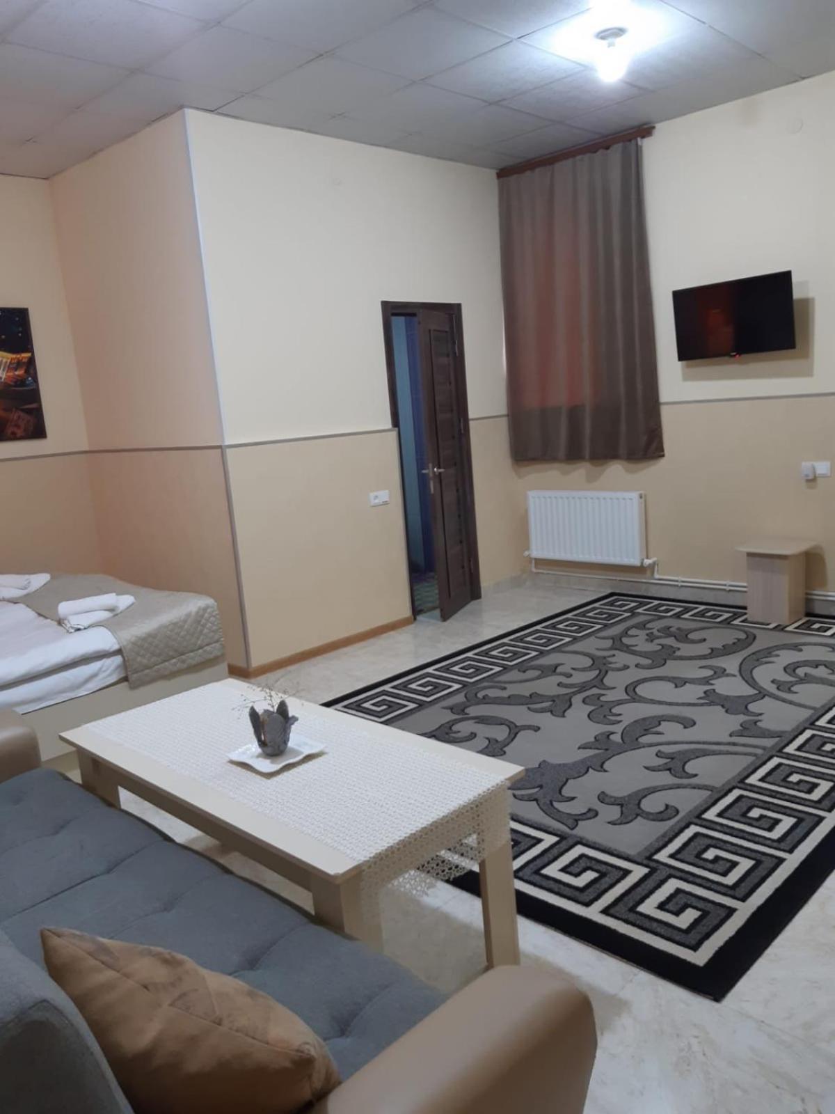 Lind Guest House B&B Gyumri Extérieur photo